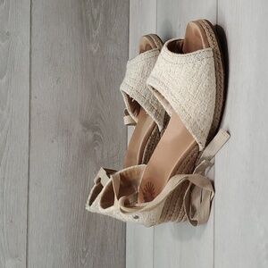Ugg Australia Women Espadrille Wedge Lace Up Sandals shoes sz 9.5